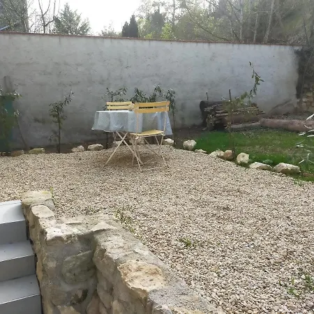 Logement Entier Dans Village Calme Guillerval Esterno foto