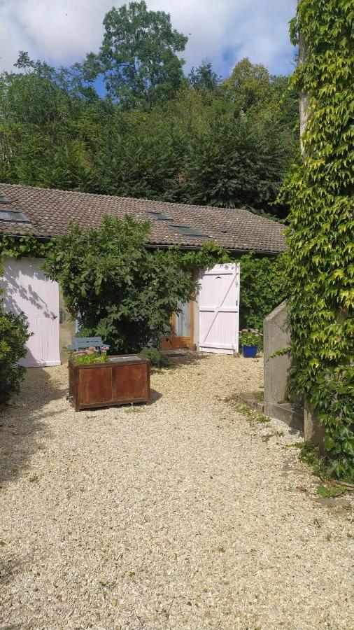 Entier Dans Village Calme Apartment *